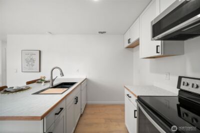 100 Simon Street #13, East Wenatchee, WA 98802 - Photo 11