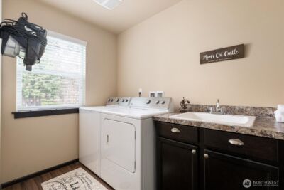 942 Walker Heights Place , Oak Harbor, WA 98277 - Photo 14