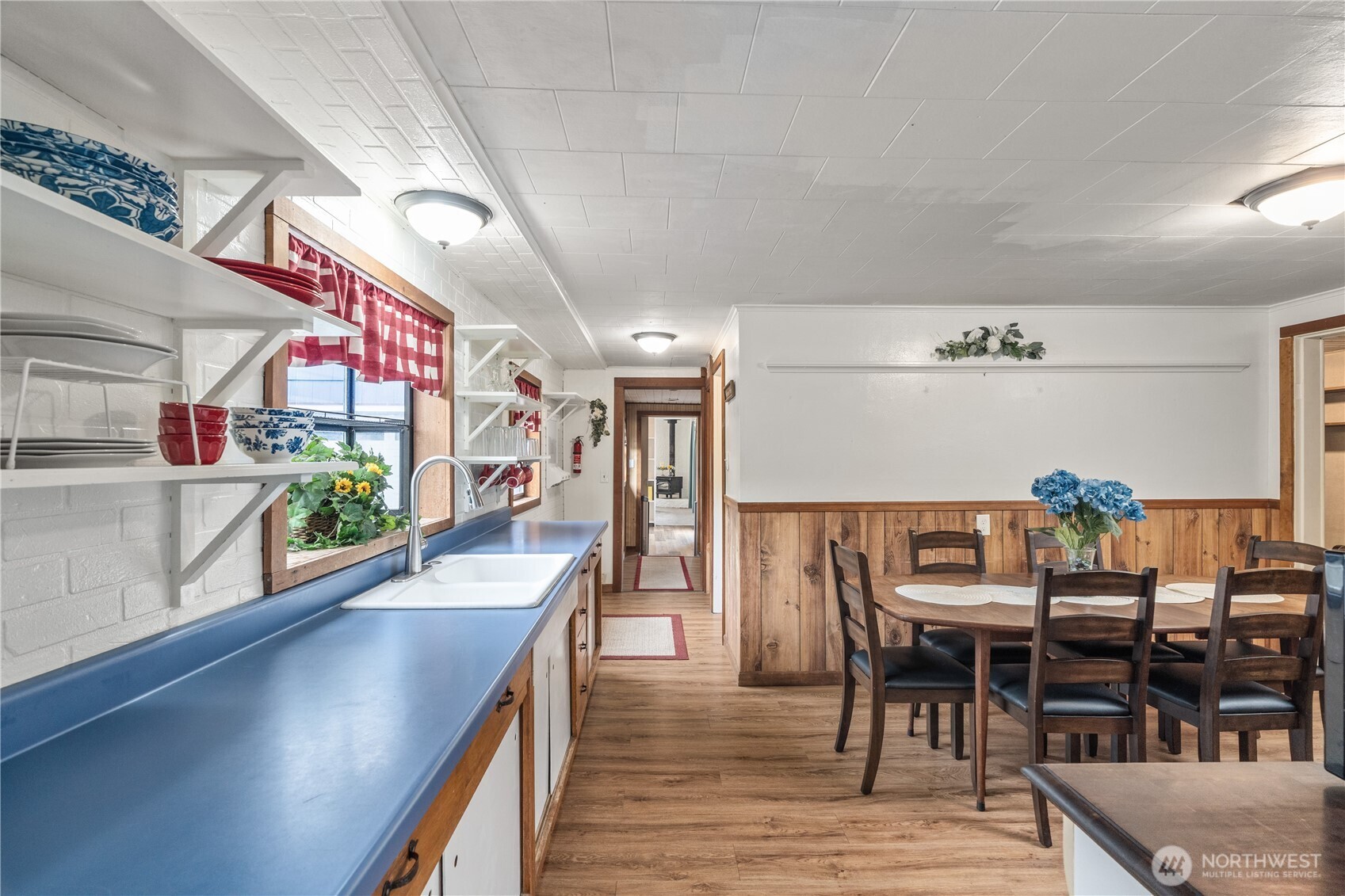 314 M Street , Hoquiam, WA 98550