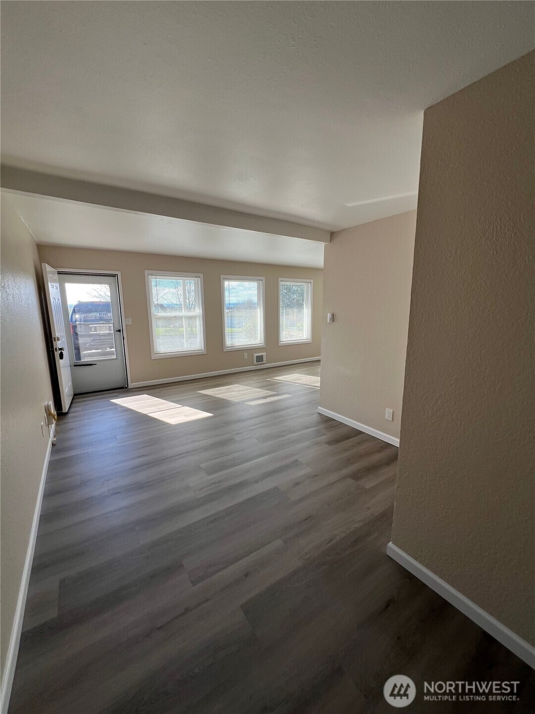 8415 Park Drive #4, Stanwood, WA 98292