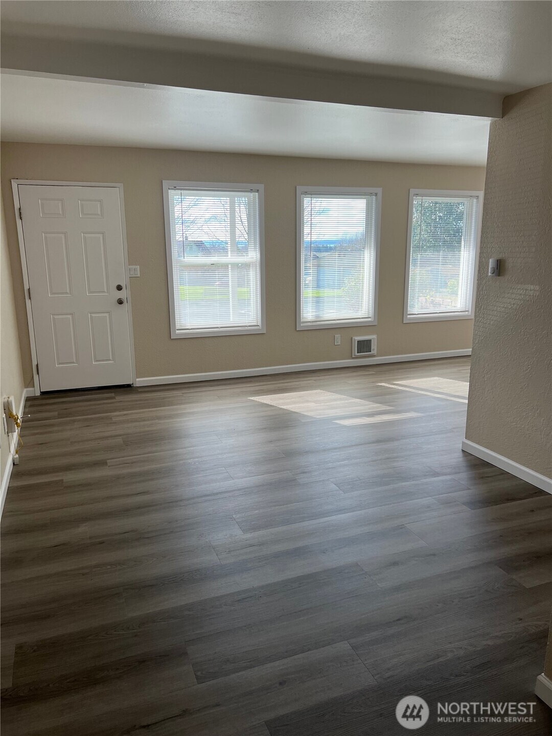 8415 Park Drive #4, Stanwood, WA 98292