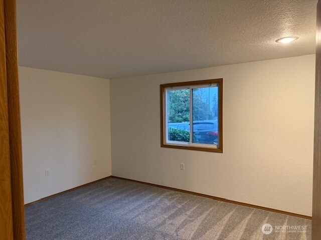 15416 40th Avenue W #27, Lynnwood, WA 98087