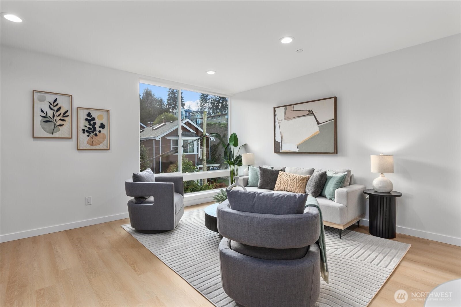 3110 Queen Anne Avenue N, Seattle, WA 98109