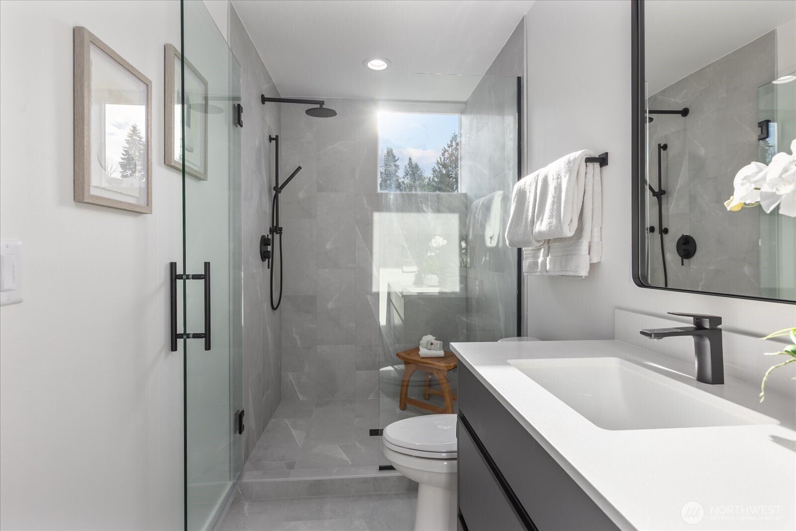 3110 Queen Anne Avenue N, Seattle, WA 98109