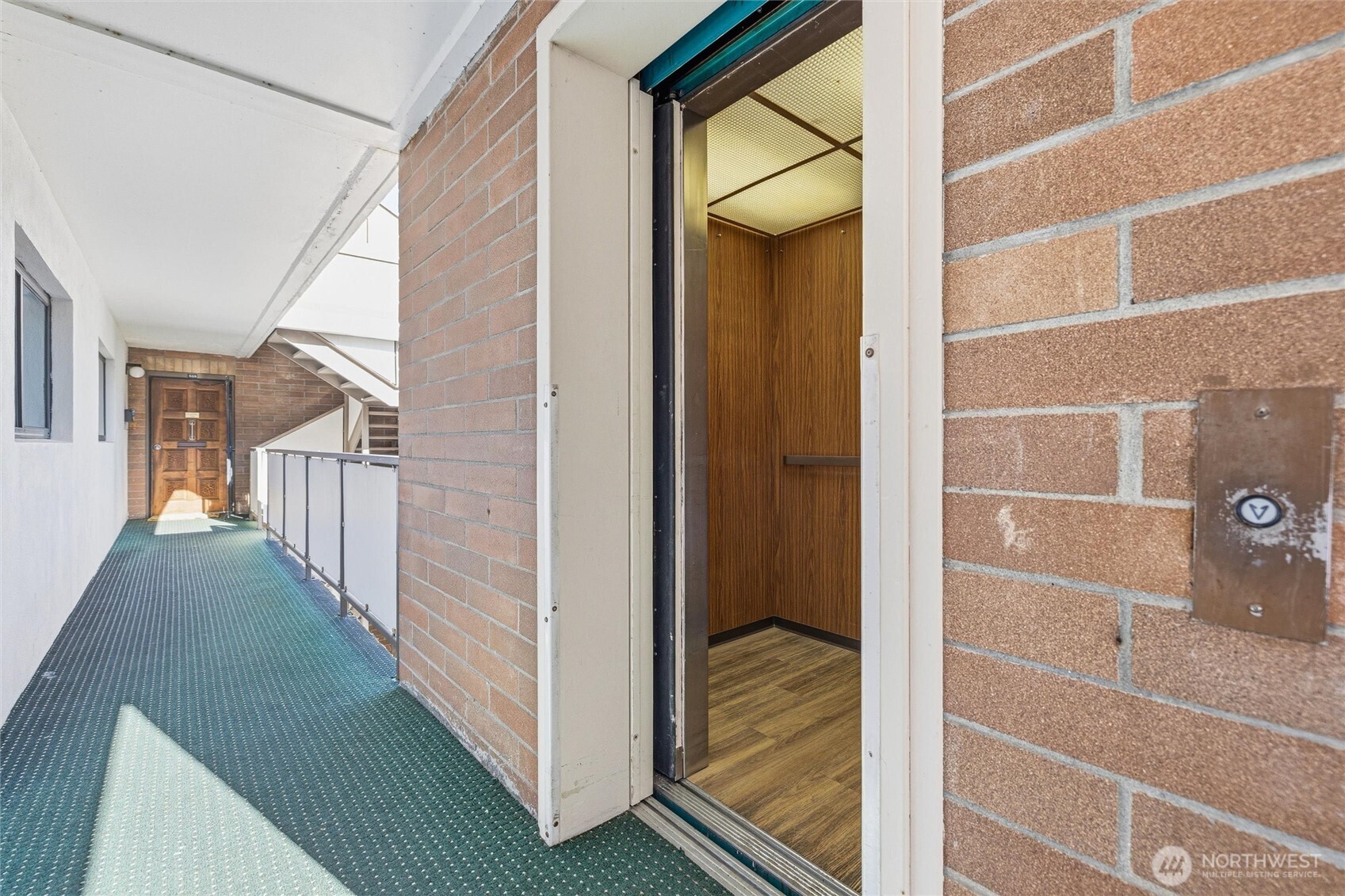 715 N Garden Street #502, Bellingham, WA 98225