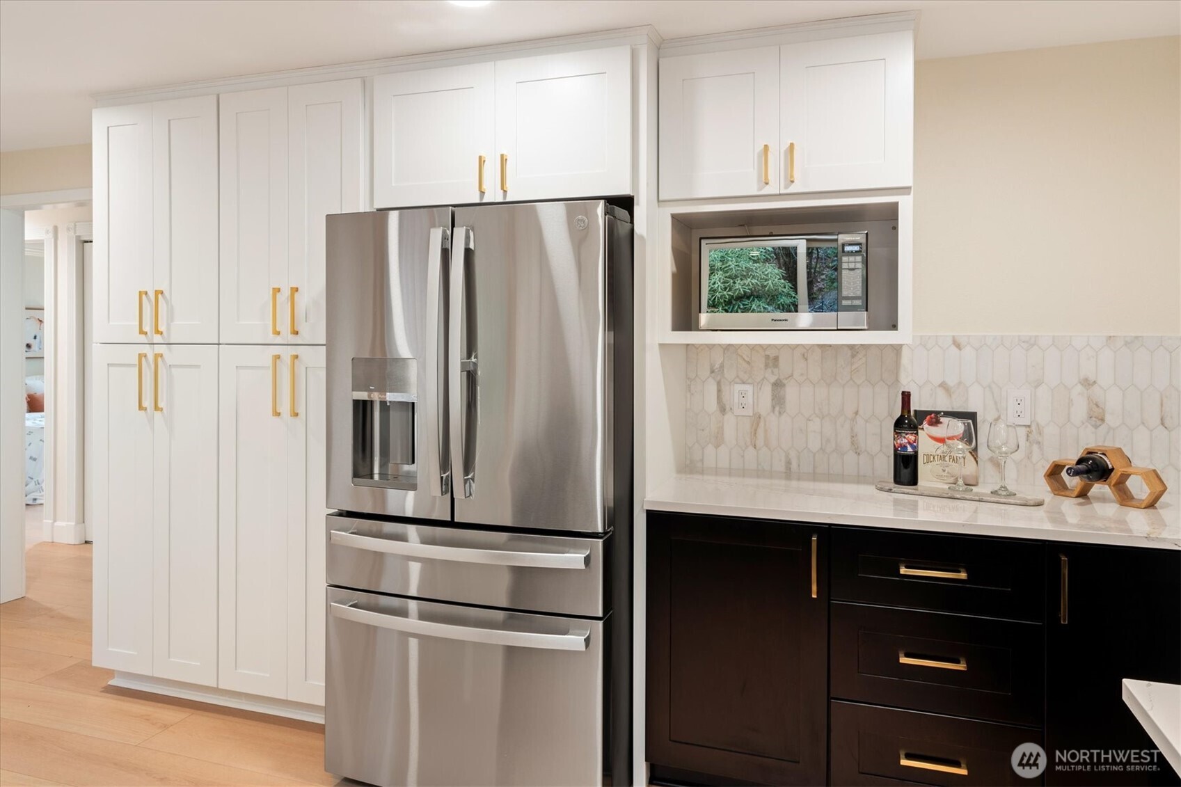 17603 NE 30th Place , Redmond, WA 98052