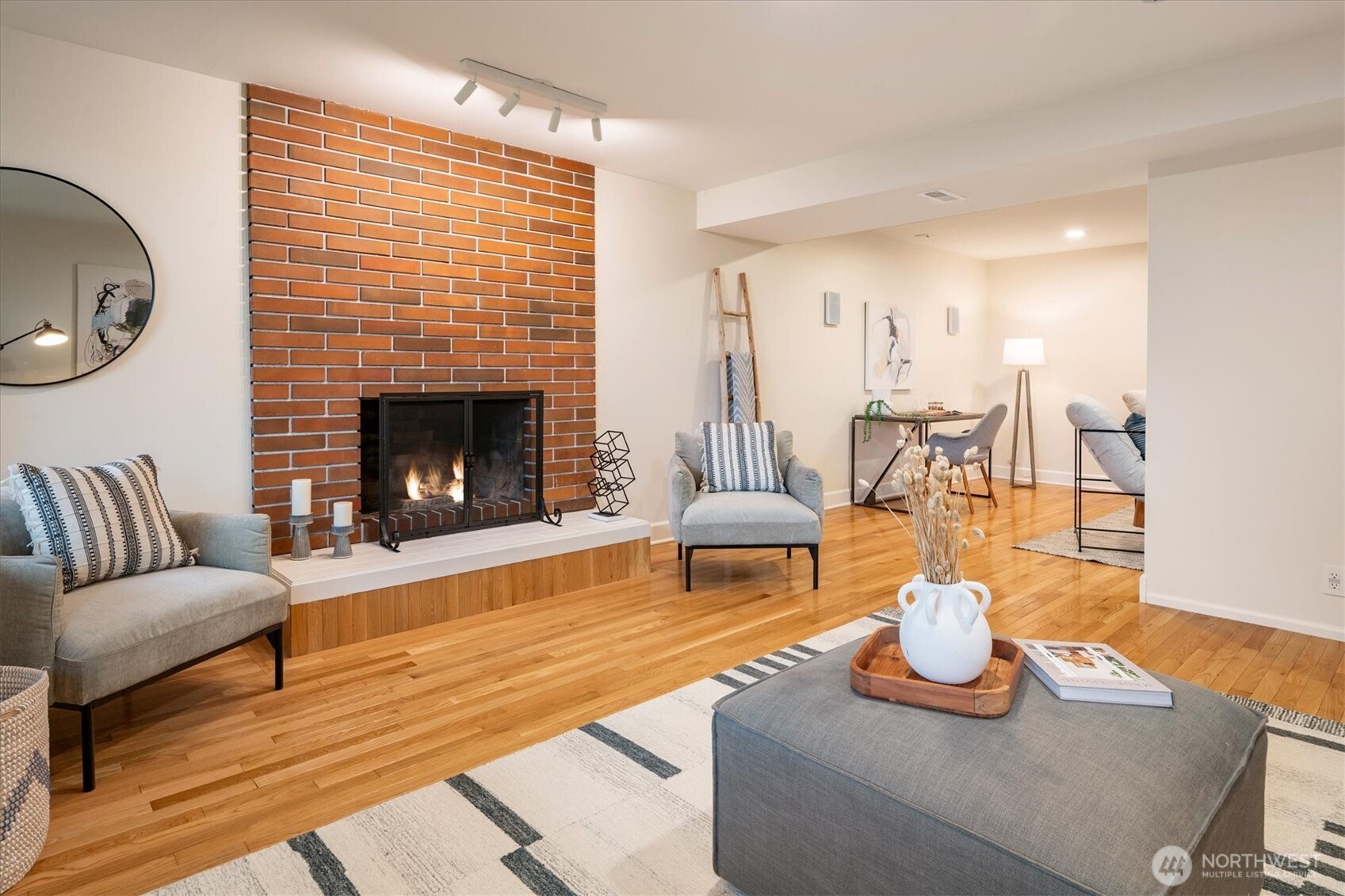 17603 NE 30th Place , Redmond, WA 98052