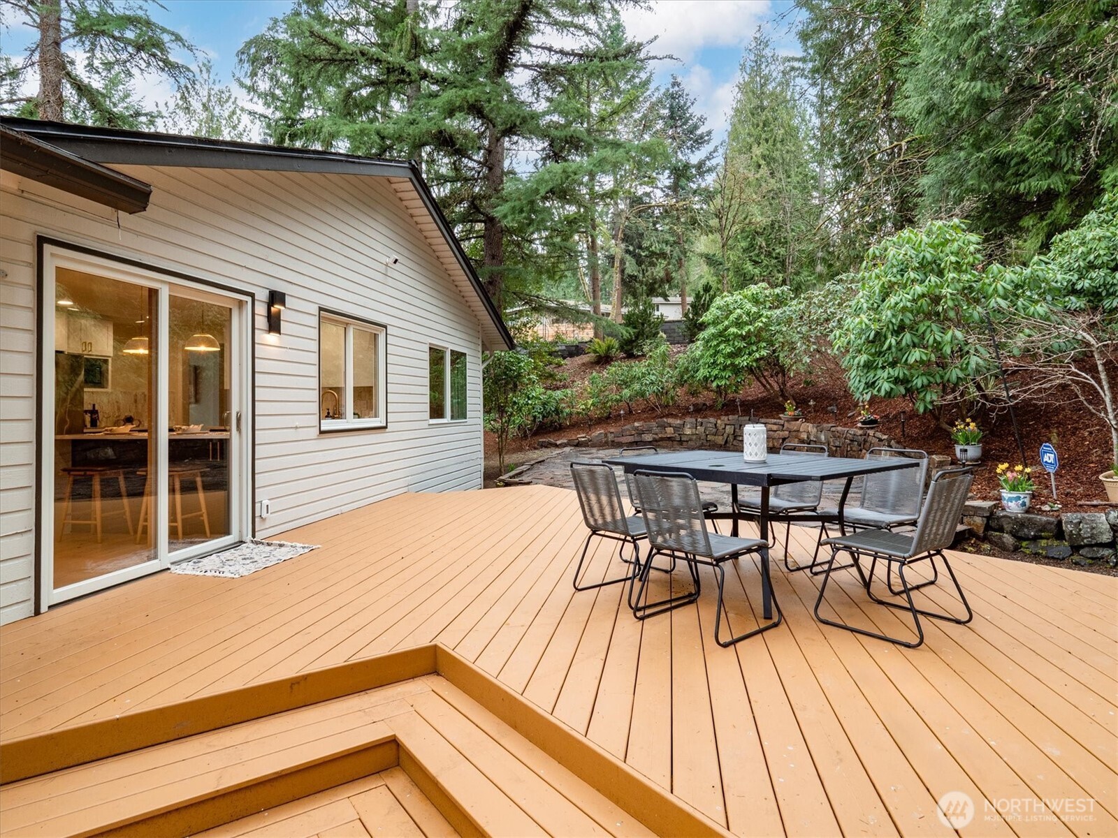 17603 NE 30th Place , Redmond, WA 98052