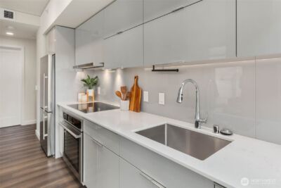 450 S Main Street #311, Seattle, WA 98104 - Photo 7