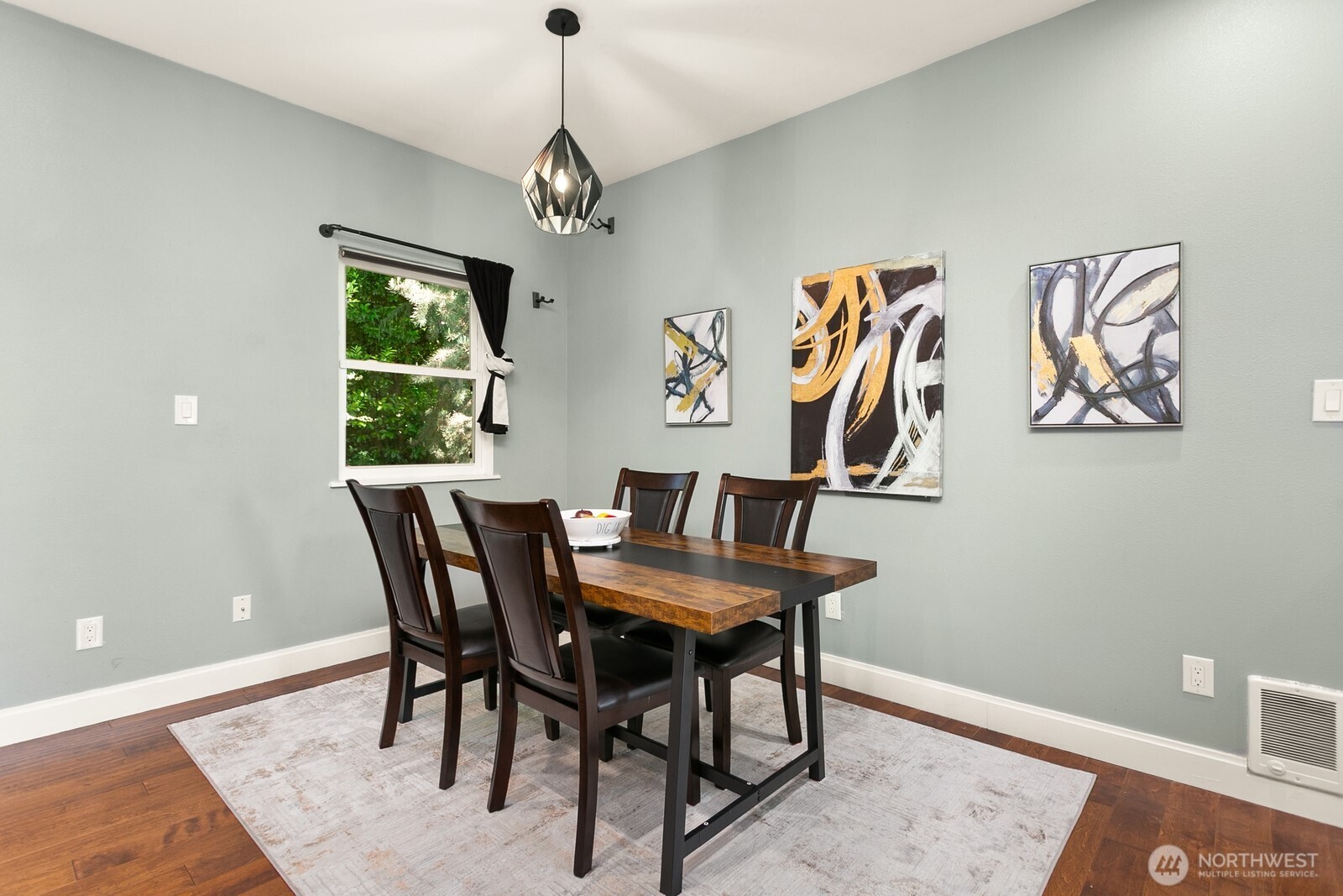 2323 12th Avenue S, Seattle, WA 98144