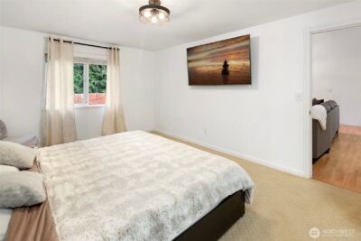 8215 1st Street SE, Lake Stevens, WA 98258-3392 - Photo 14