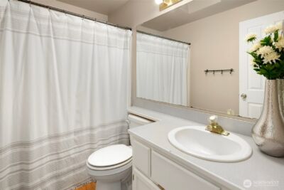 8215 1st Street SE, Lake Stevens, WA 98258-3392 - Photo 18