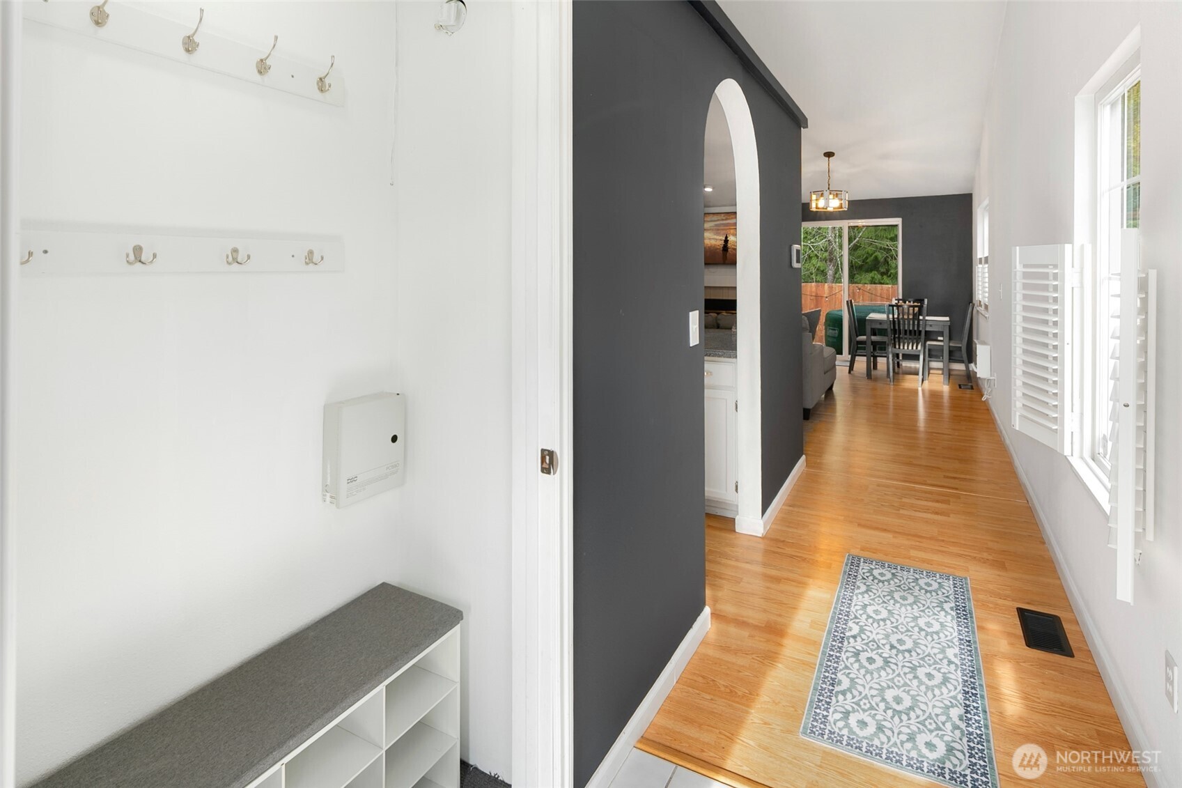 8215 1st Street SE, Lake Stevens, WA 98258-3392