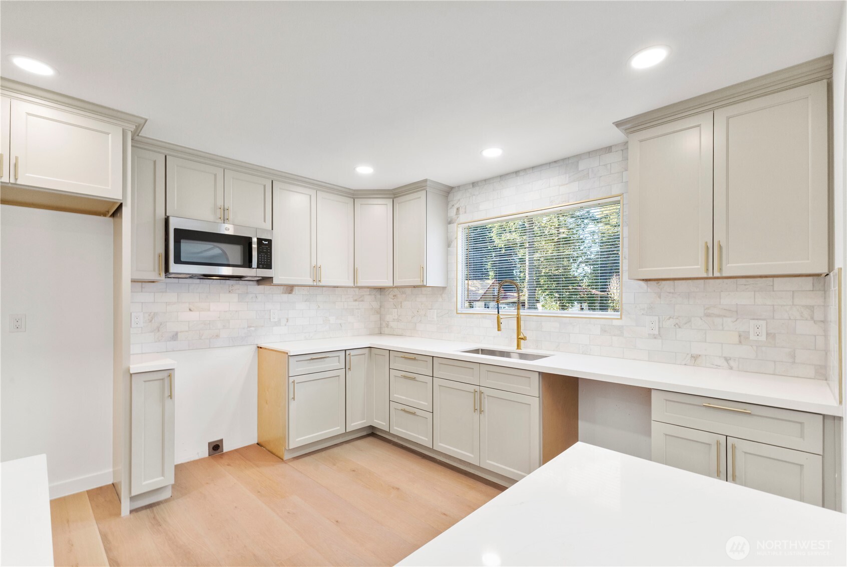 7003 44th Avenue E, Tacoma, WA 98443