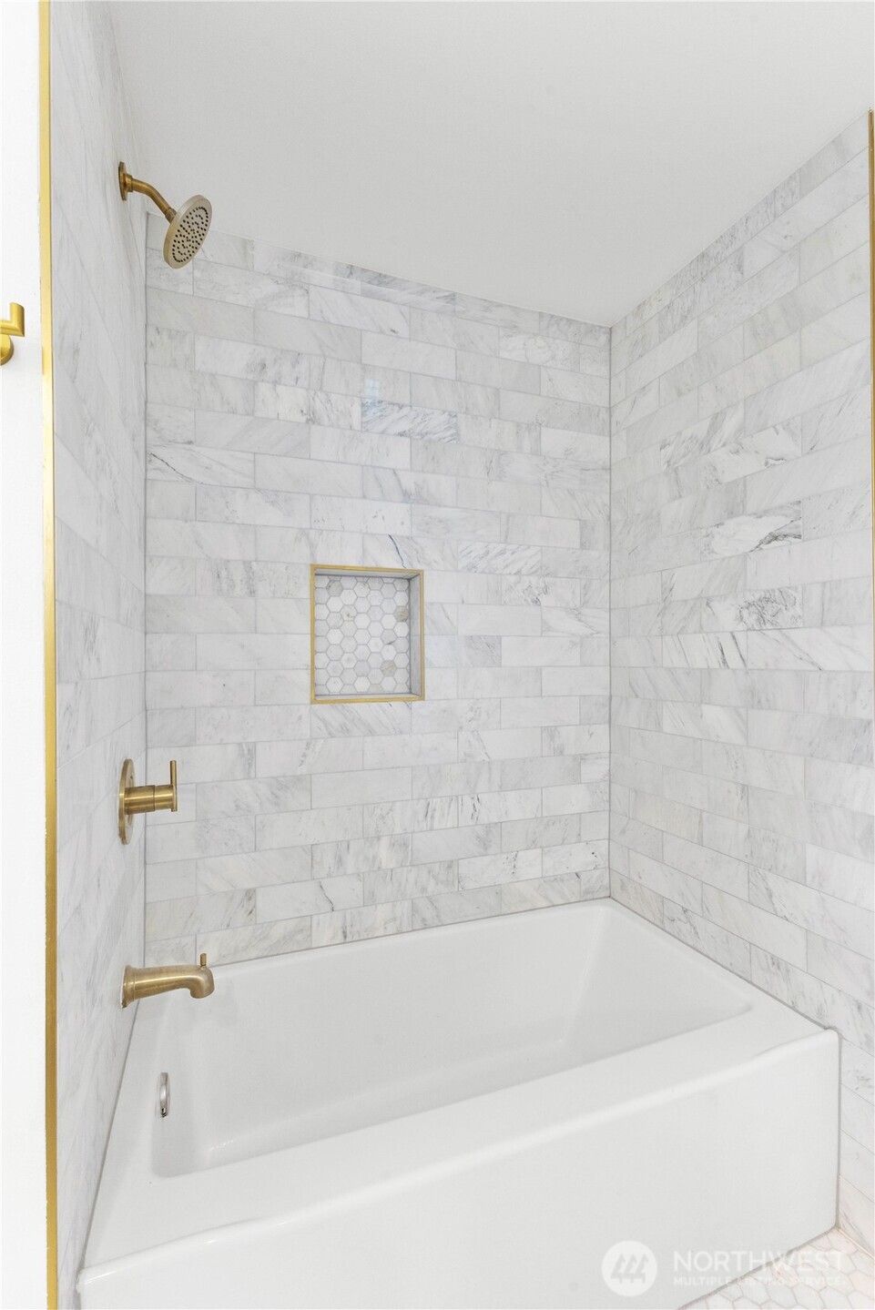 7003 44th Avenue E, Tacoma, WA 98443