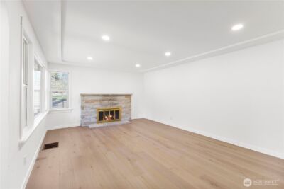 7003 44th Avenue E, Tacoma, WA 98443 - Photo 6