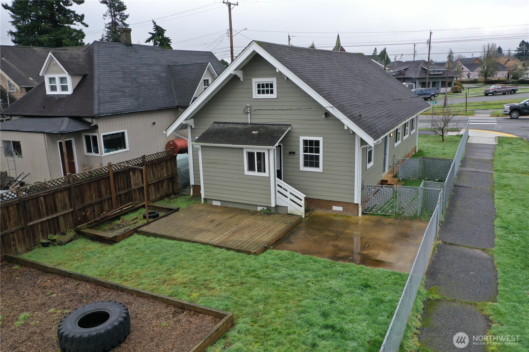 401 Emerson Avenue , Hoquiam, WA 98550