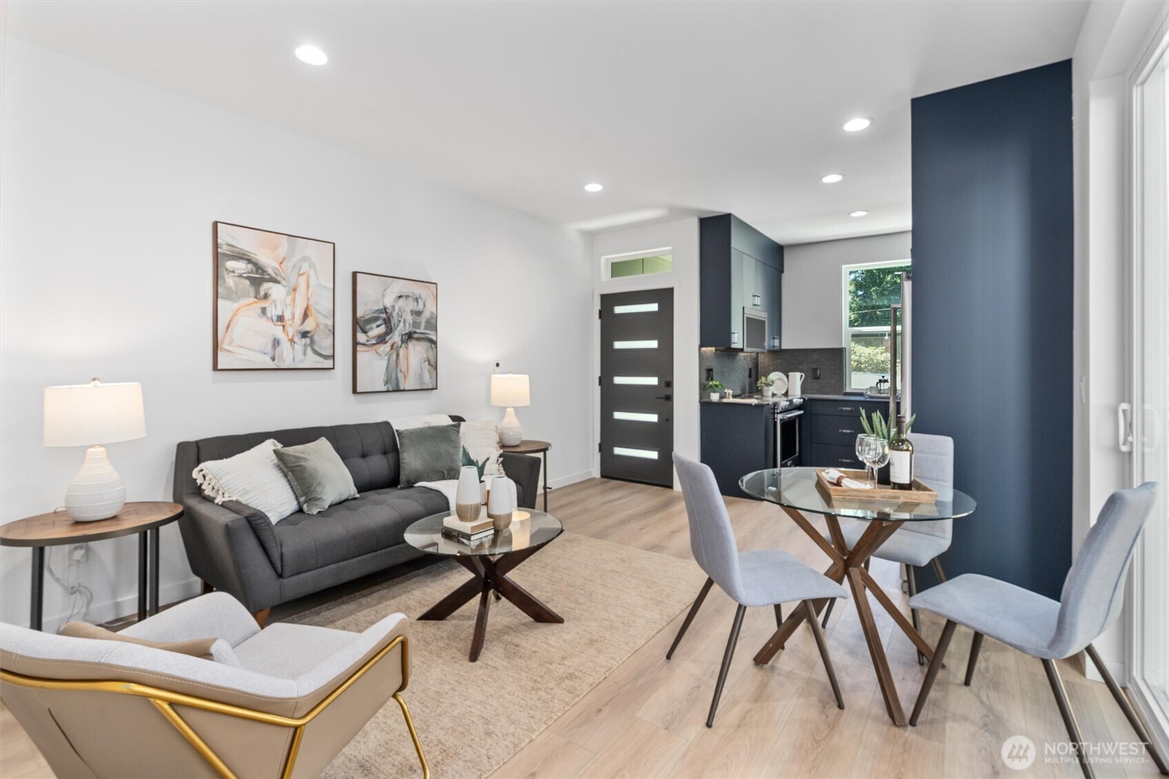 10736 Interlake Avenue N, Seattle, WA 98133