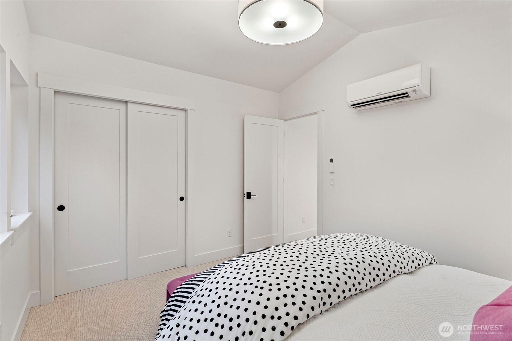 11218 115th Place NE, Kirkland, WA 98033