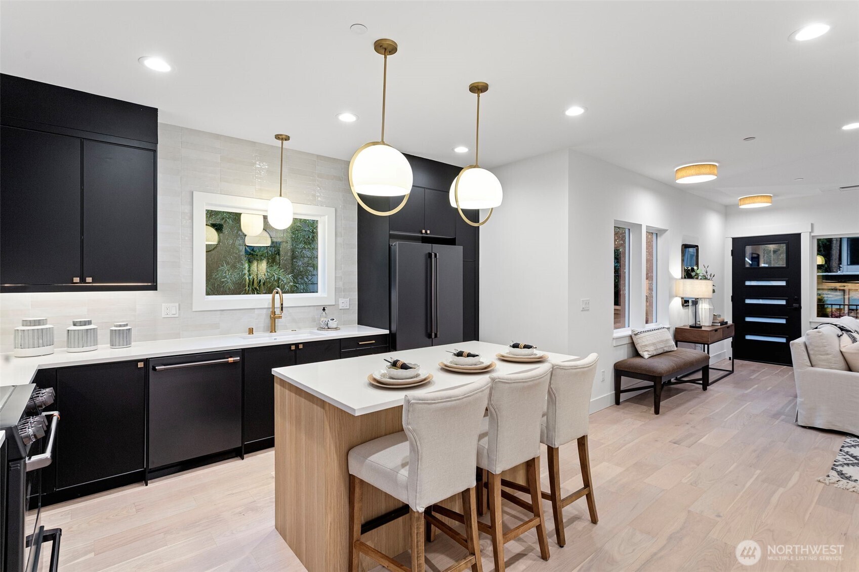 11218 115th Place NE, Kirkland, WA 98033