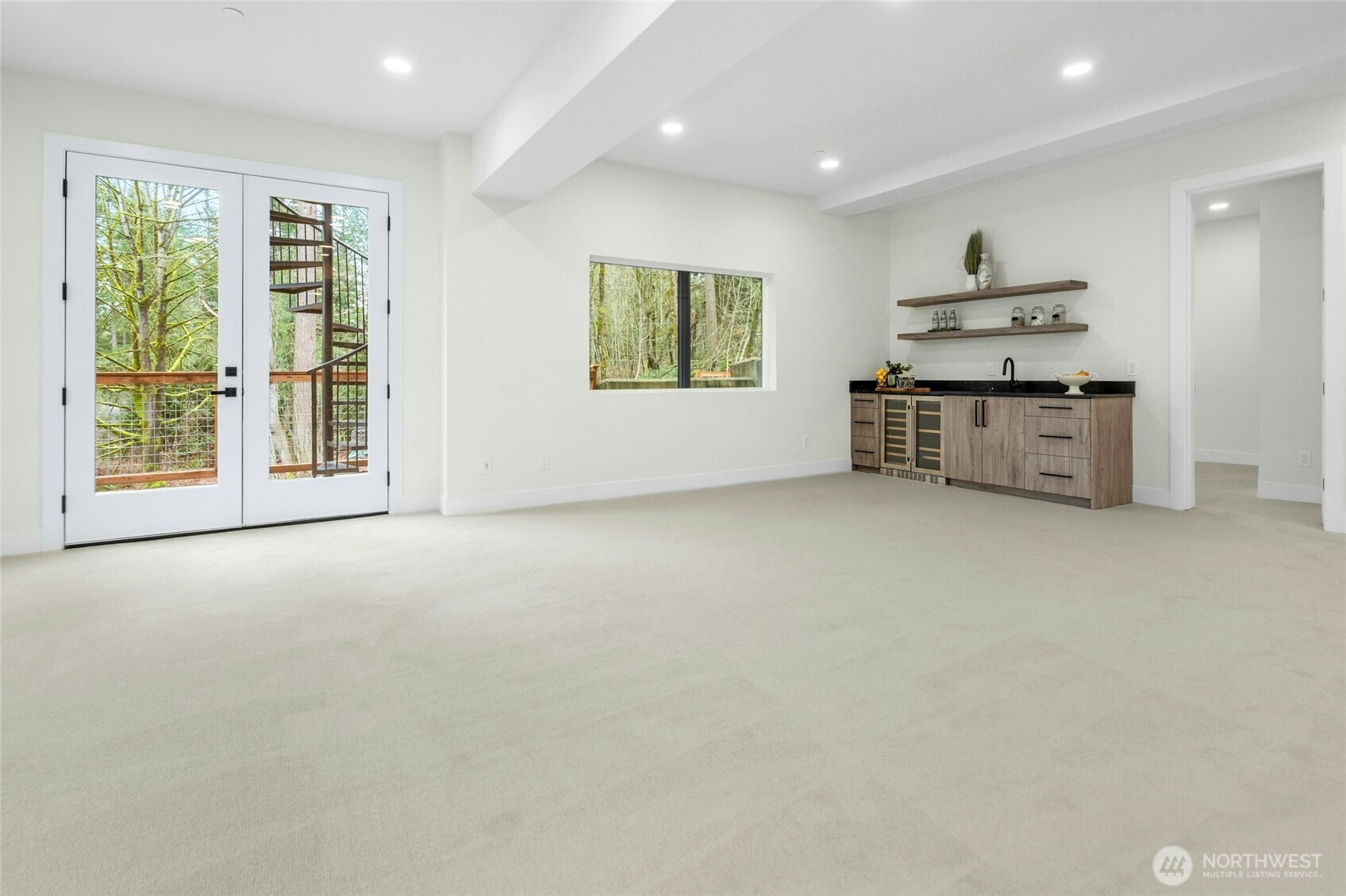 24257 SE 26th Place , Sammamish, WA 98075