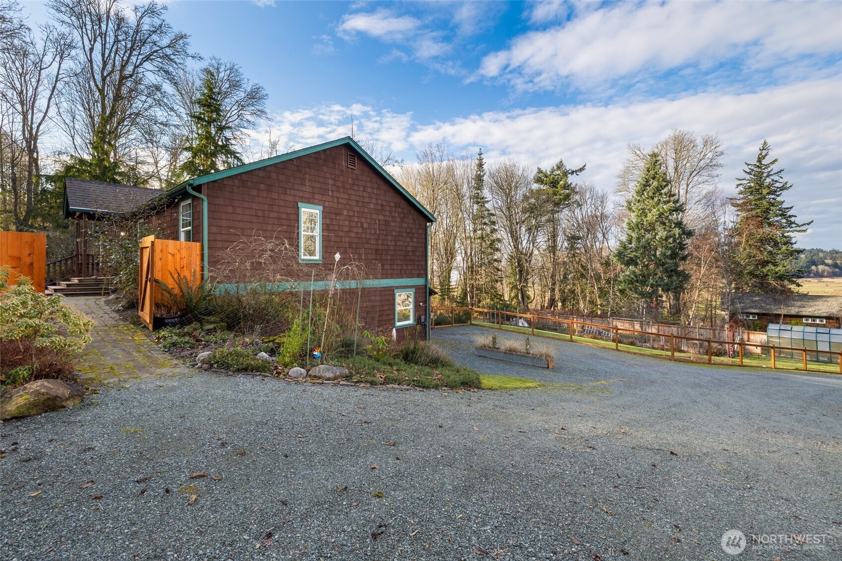 7440 S Eagle Glen Lane , Clinton, WA 98236