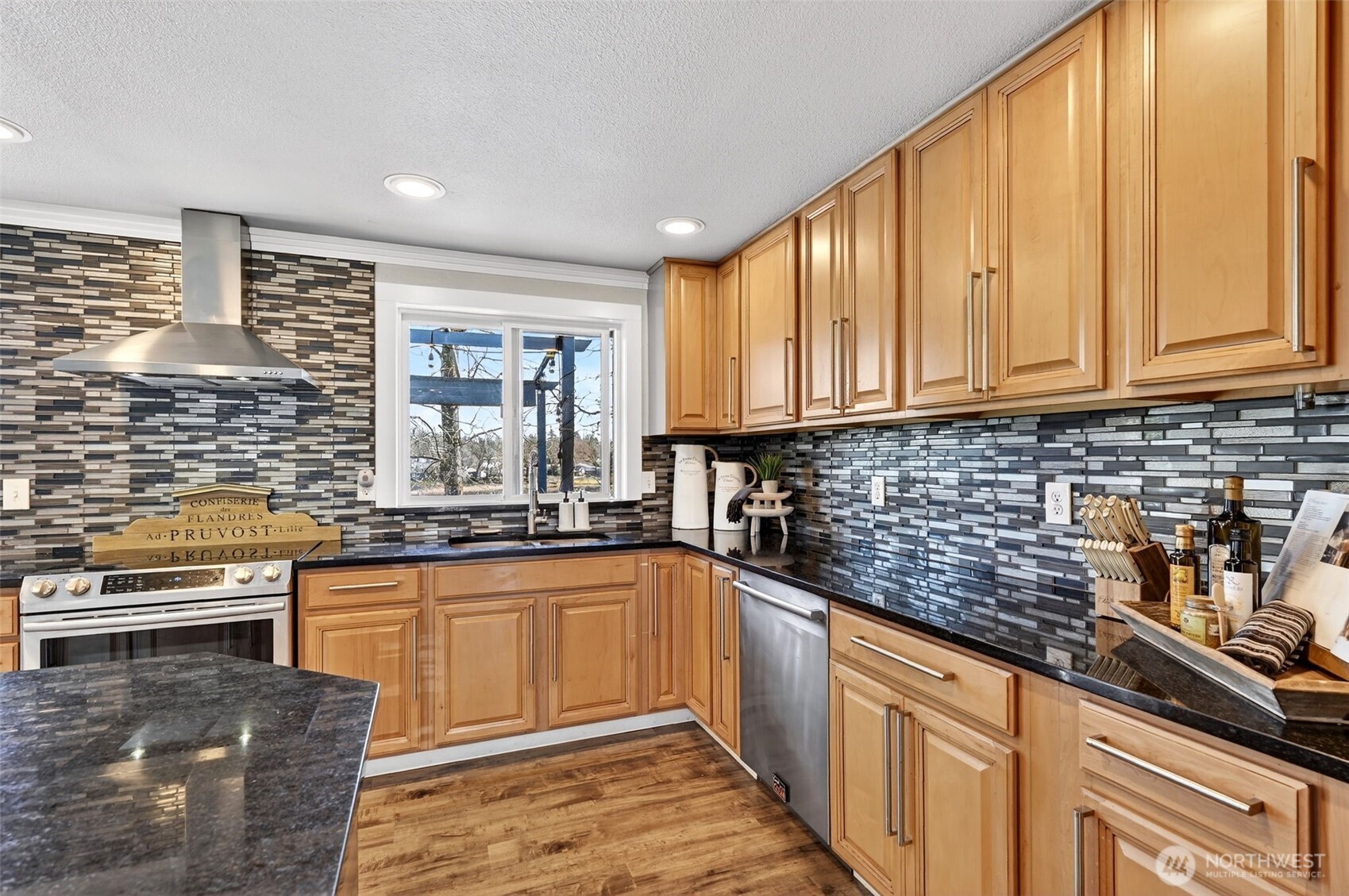 9620 116th Street SW, Lakewood, WA 98498