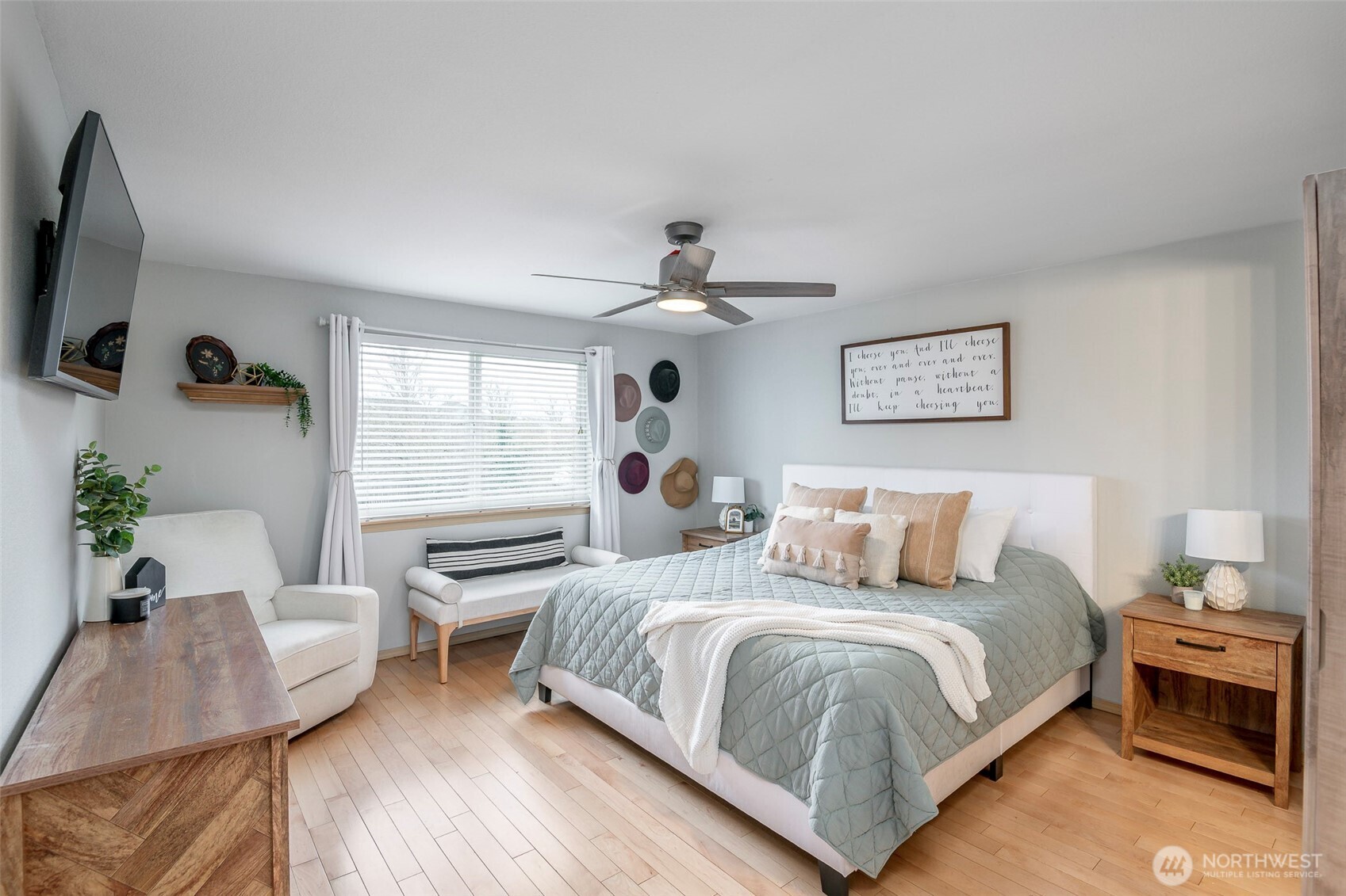 16669 Rainier View Drive SE, Yelm, WA 98597