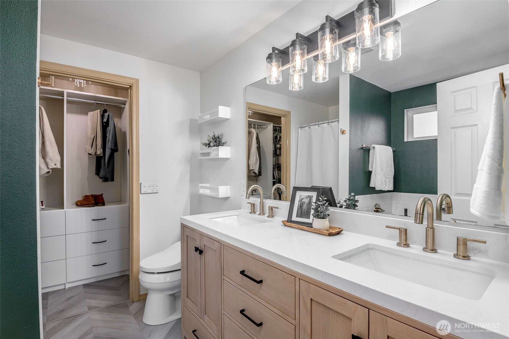 16669 Rainier View Drive SE, Yelm, WA 98597