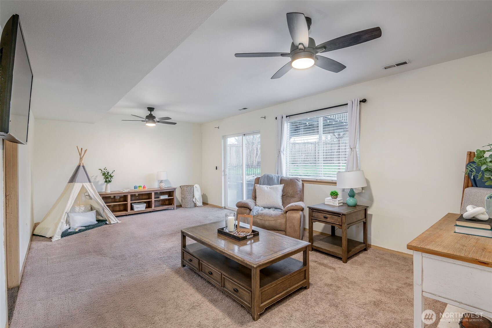 16669 Rainier View Drive SE, Yelm, WA 98597