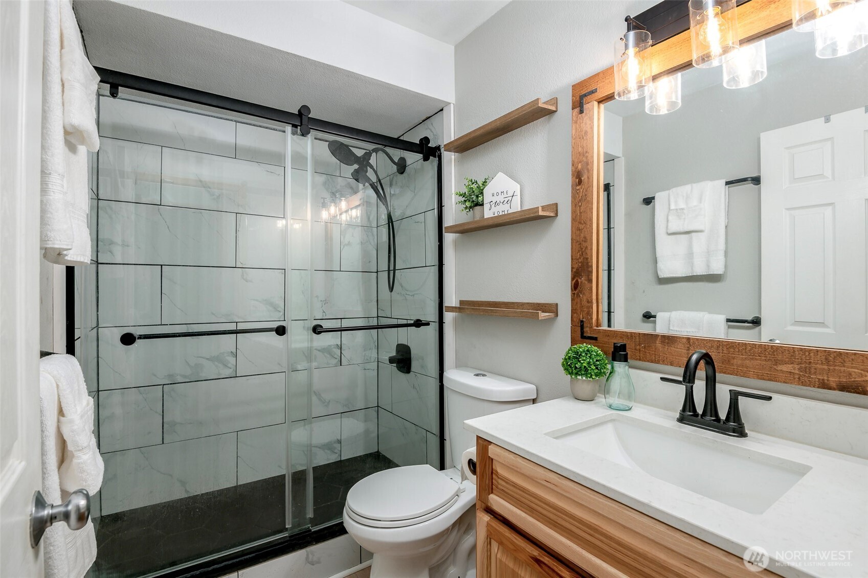 16669 Rainier View Drive SE, Yelm, WA 98597