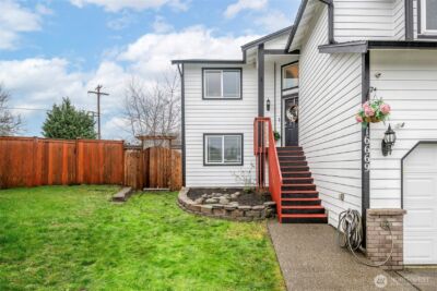 16669 Rainier View Drive SE, Yelm, WA 98597 - Photo 2