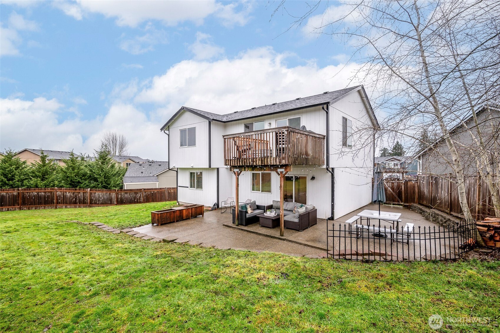 16669 Rainier View Drive SE, Yelm, WA 98597