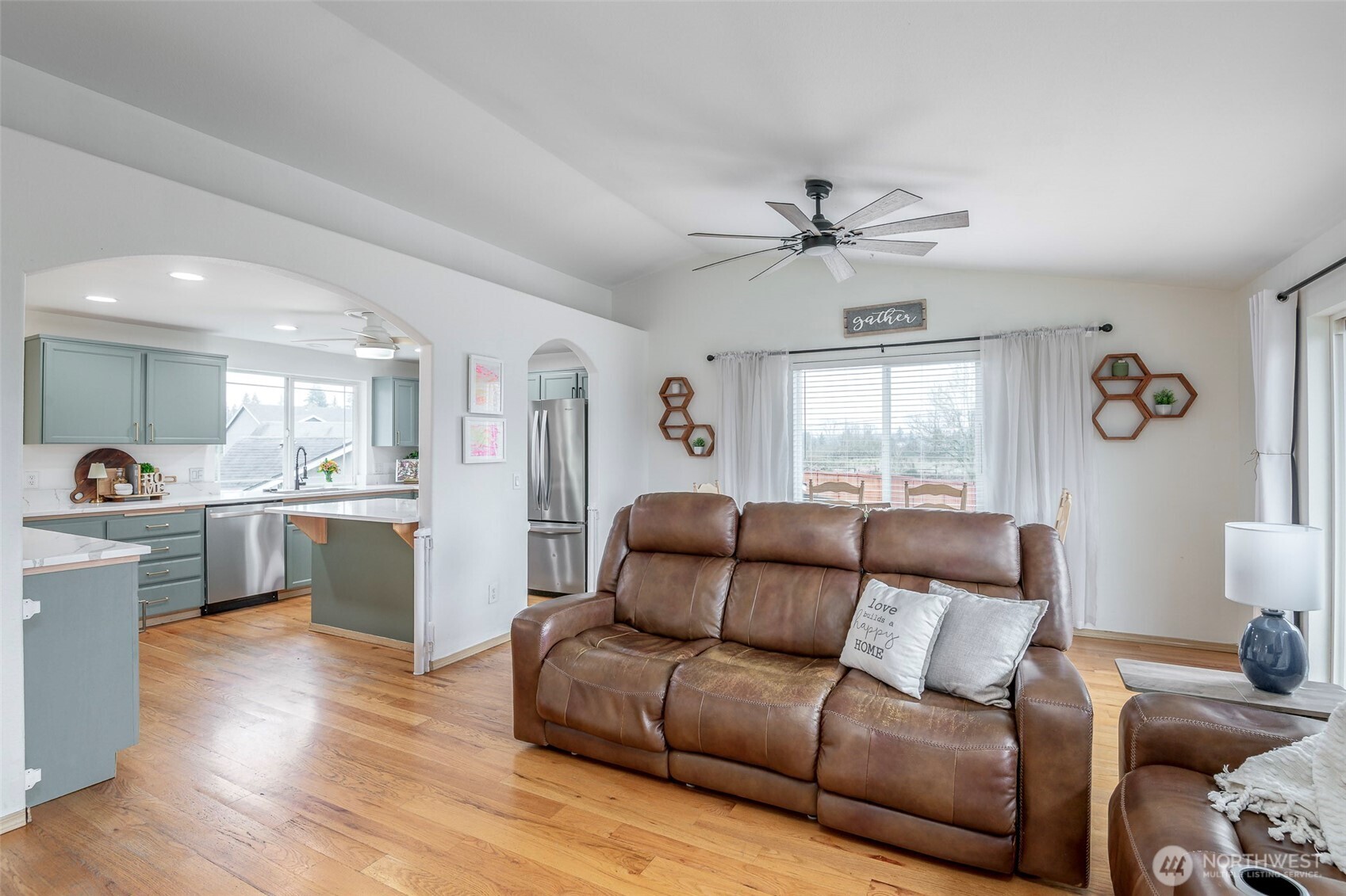 16669 Rainier View Drive SE, Yelm, WA 98597