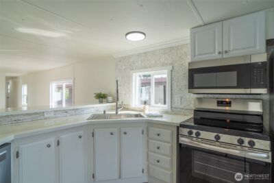 1908 W Marina Drive #9, Moses Lake, WA 98837 - Photo 15