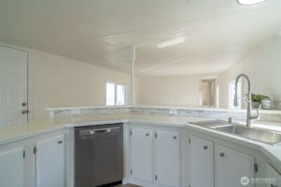 1908 W Marina Drive #9, Moses Lake, WA 98837 - Photo 16