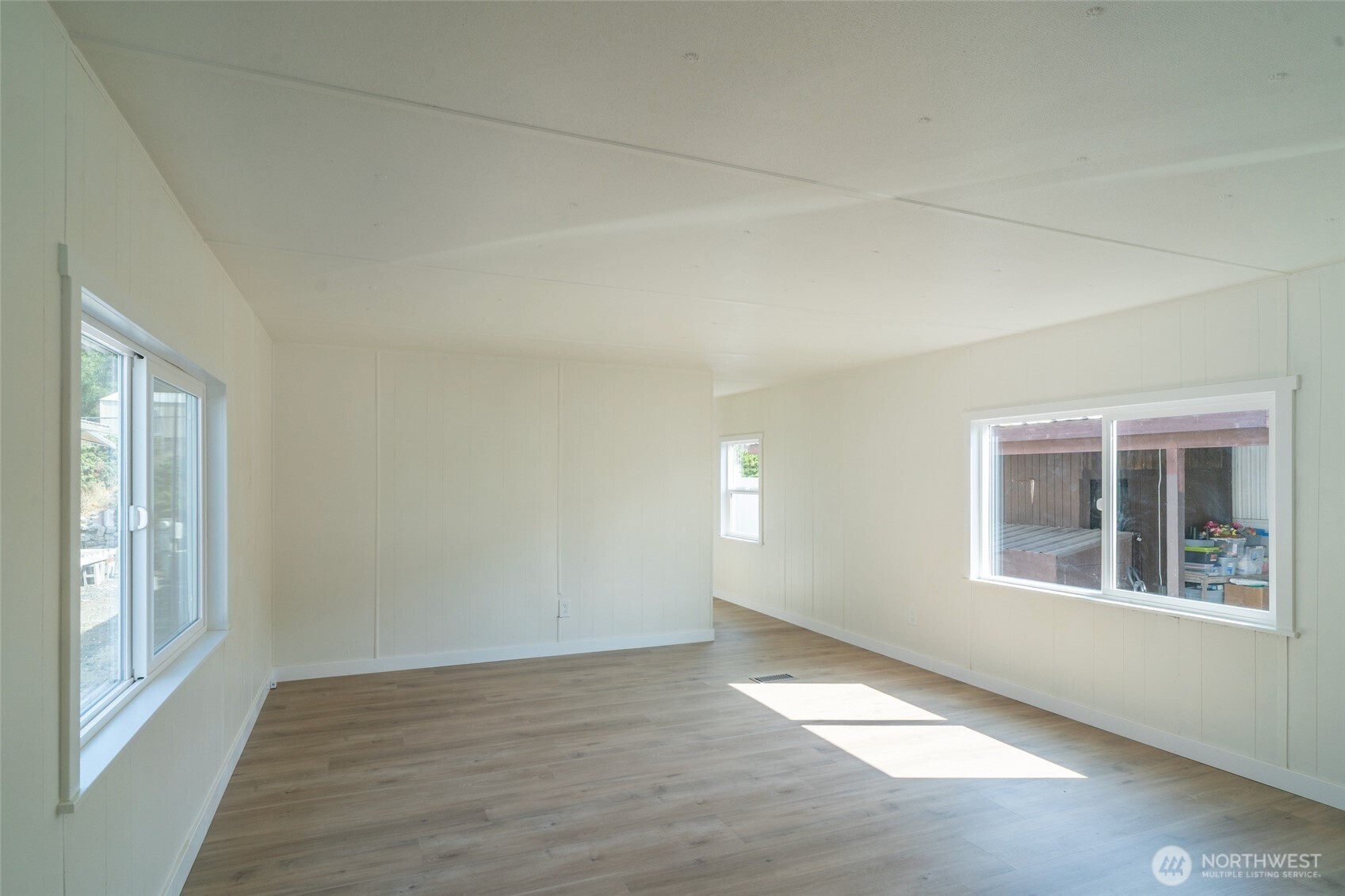 1908 W Marina Drive #9, Moses Lake, WA 98837