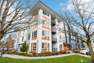 14598 Westminster Way N #102, Shoreline, WA 98133 - Photo 2