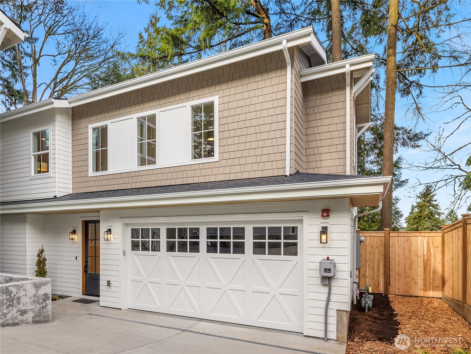 11814 NE 103rd Place , Kirkland, WA 98033