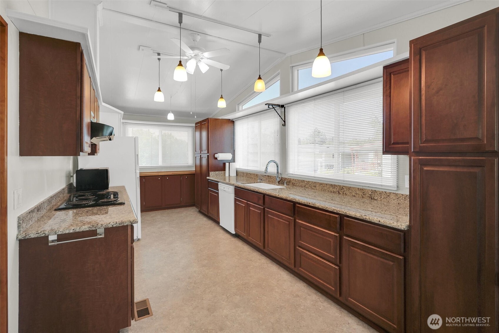 11436 SE 208th Street #153, Kent, WA 98031