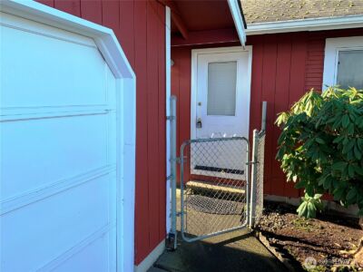 1020 S Fruitland , Puyallup, WA 98371 - Photo 25