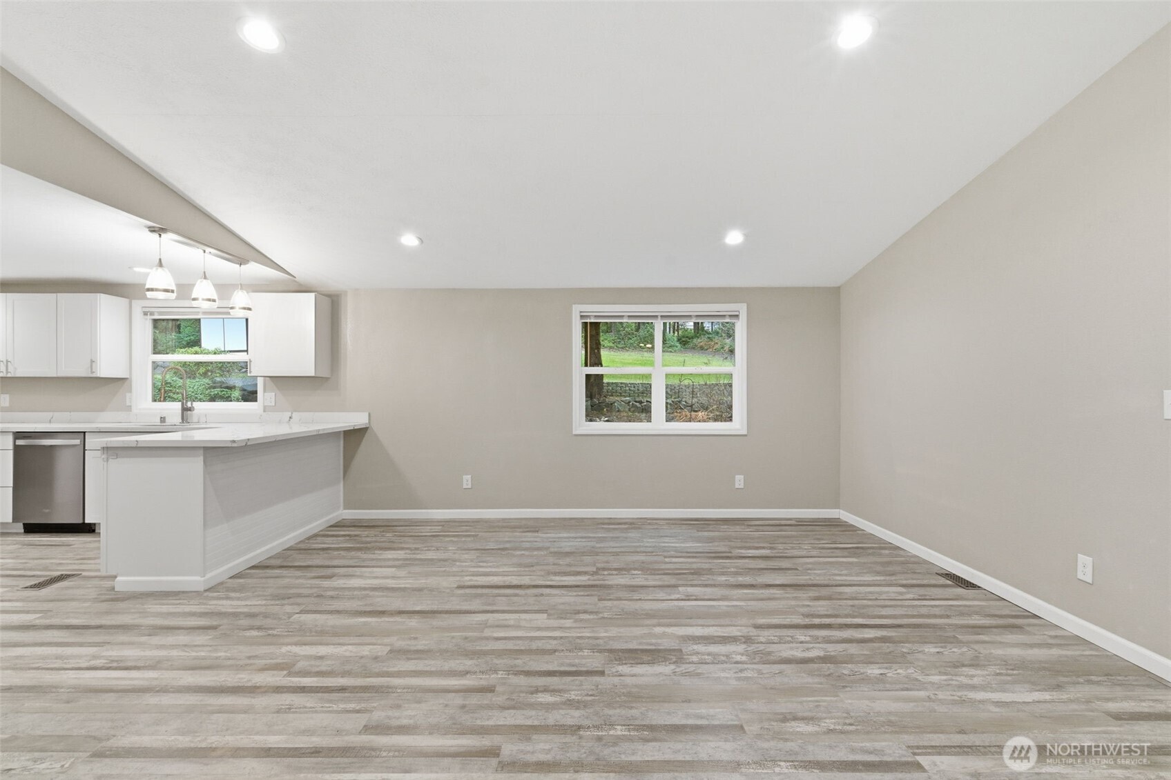 12520 SW Lindi Lane , Port Orchard, WA 98367