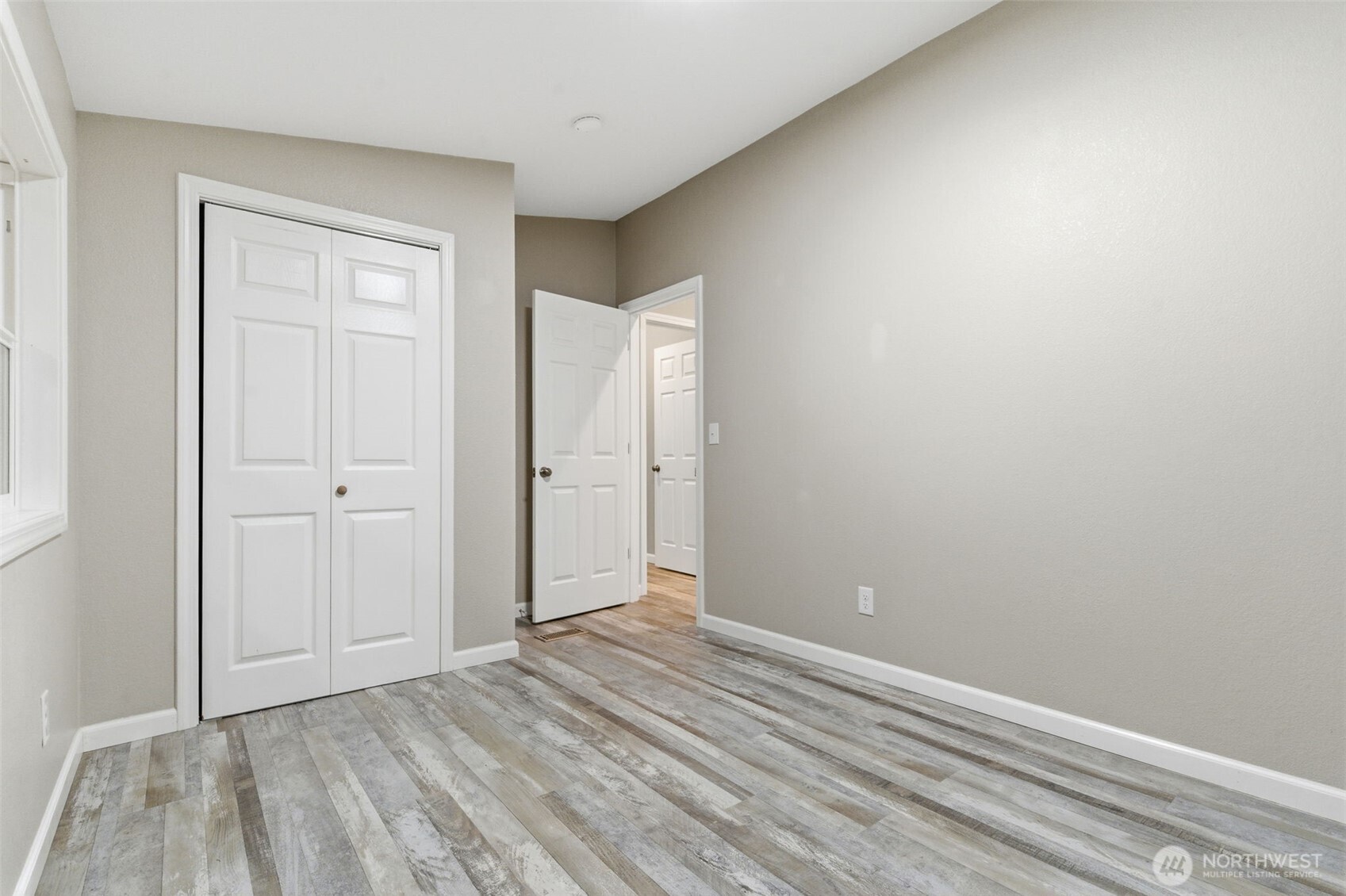 12520 SW Lindi Lane , Port Orchard, WA 98367