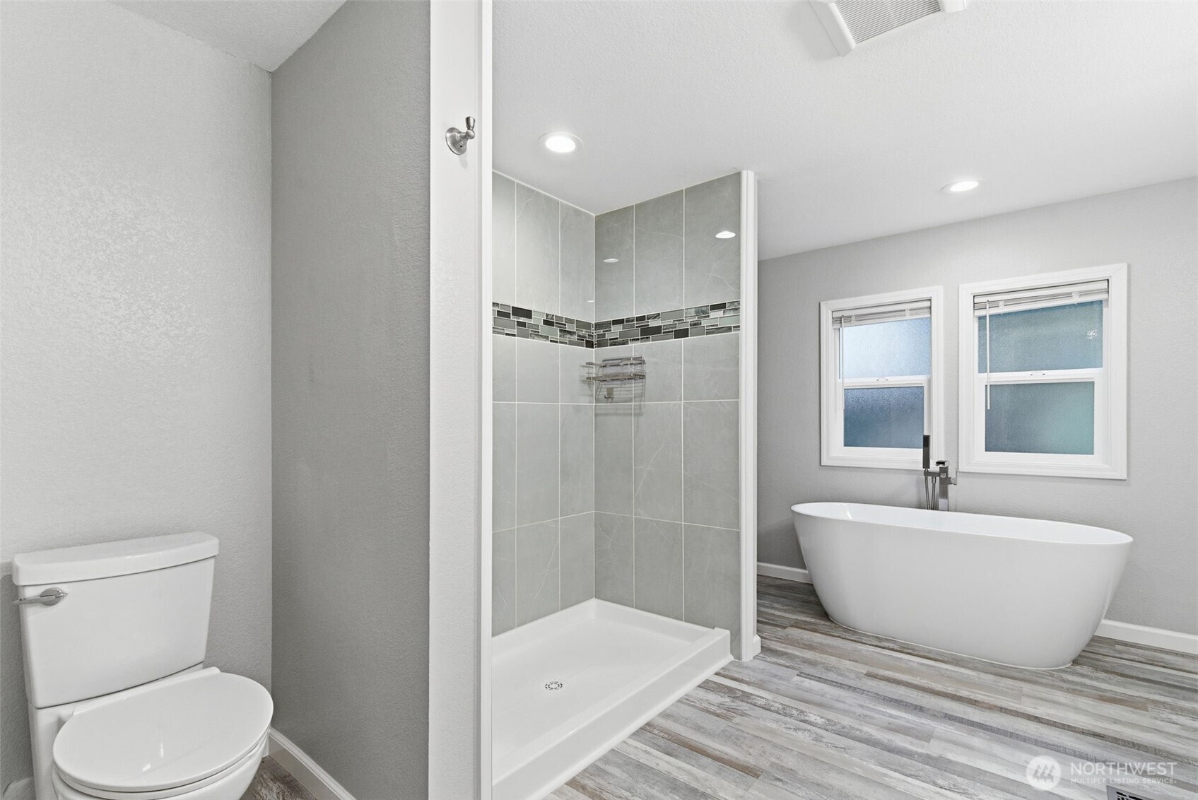 12520 SW Lindi Lane , Port Orchard, WA 98367