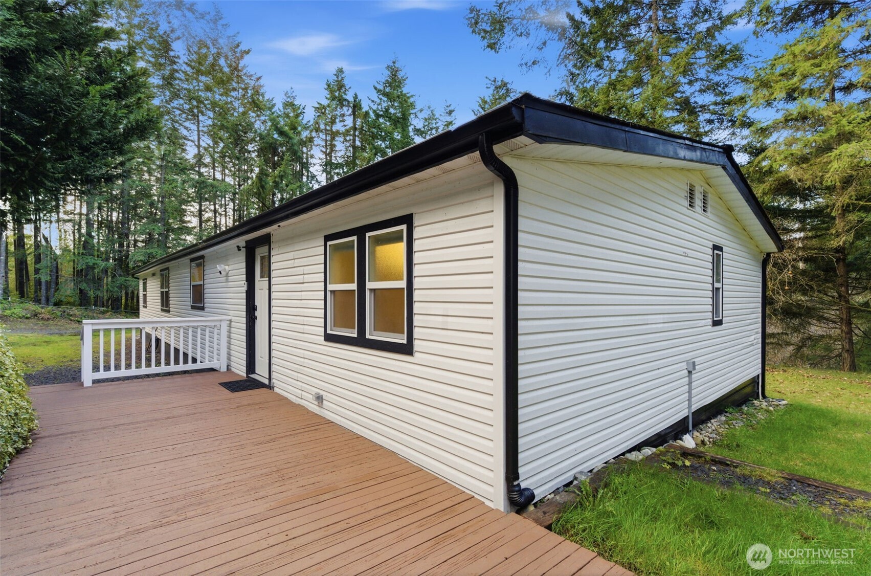 12520 SW Lindi Lane , Port Orchard, WA 98367