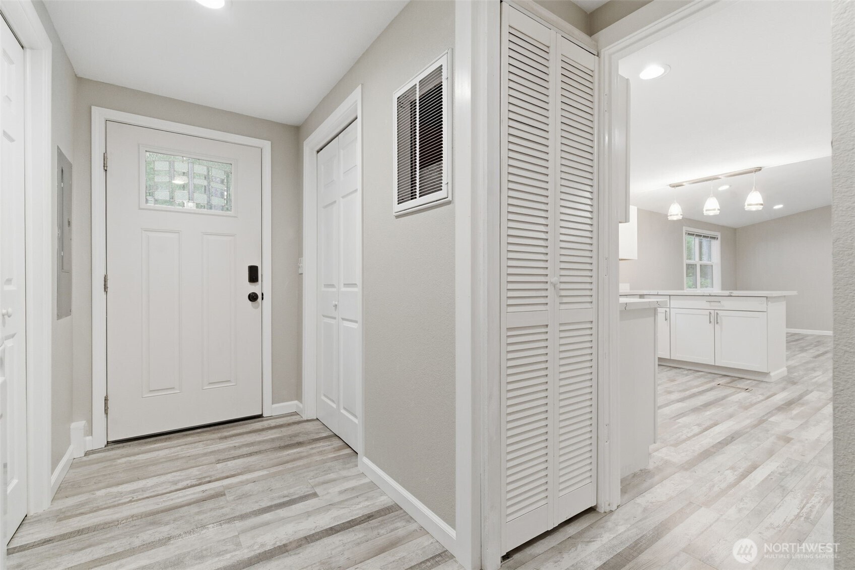 12520 SW Lindi Lane , Port Orchard, WA 98367