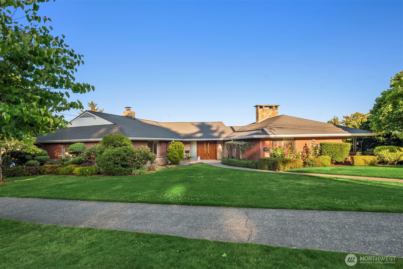 6070 Seward Park Avenue S, Seattle, WA 98118