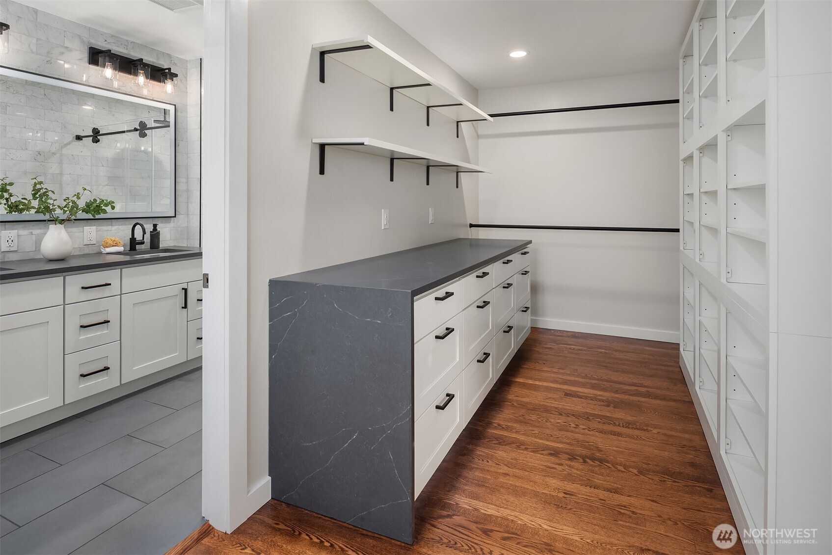 6070 Seward Park Avenue S, Seattle, WA 98118