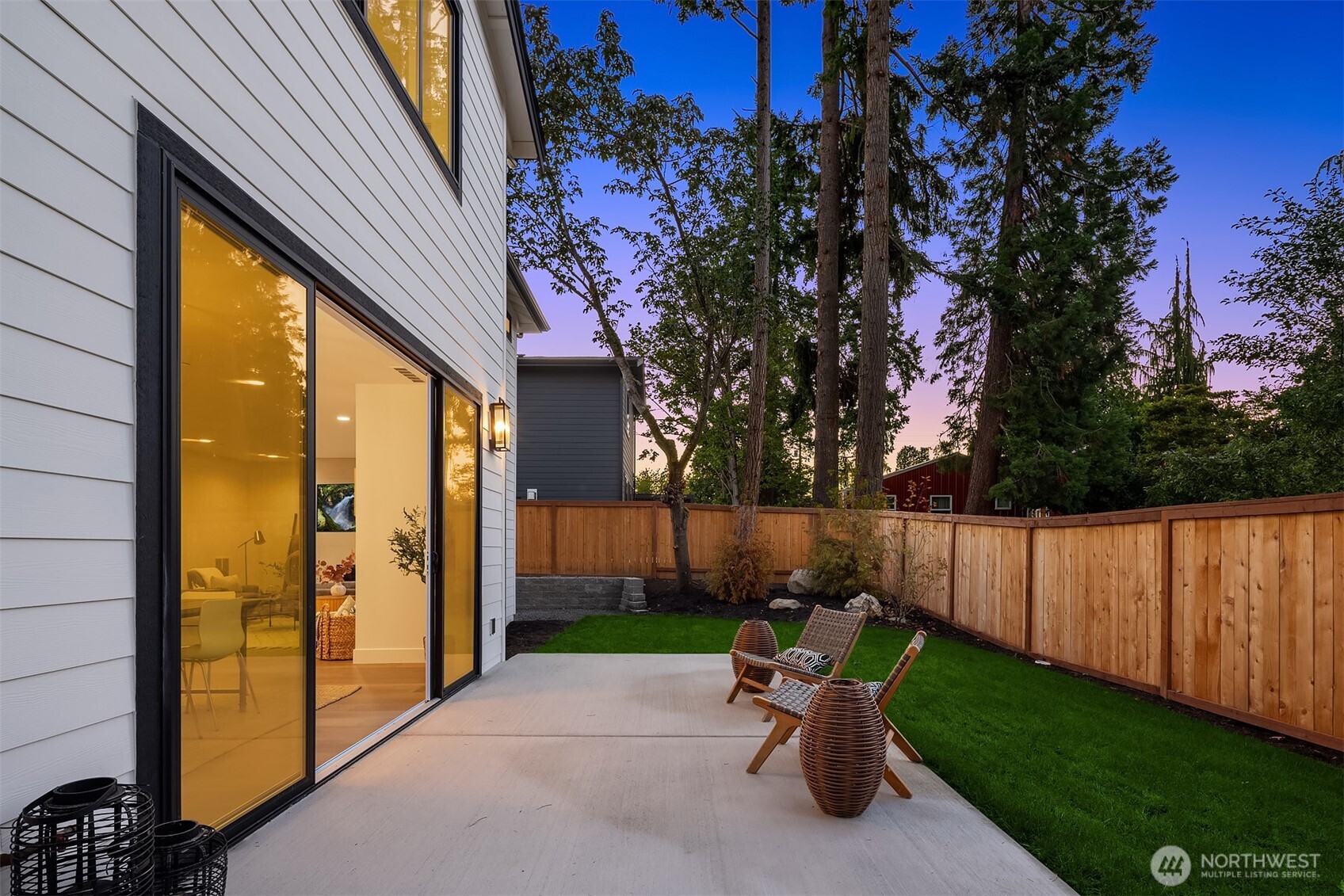 13662 NE 101st Street , Kirkland, WA 98033