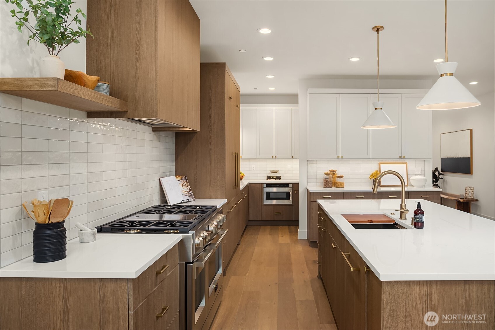 13662 NE 101st Street , Kirkland, WA 98033